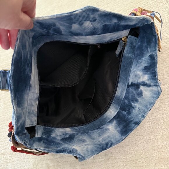 Tie-Dye Dog Print Corduroy Tote Bag With Fringe Details Zipper Pocket - Picture 6 of 13